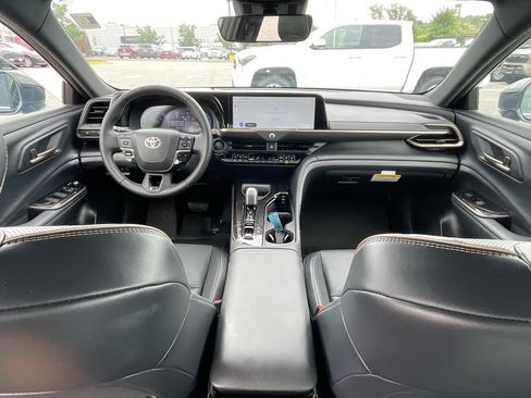 Certified 2026 Toyota Crown AWD/4WD image 10