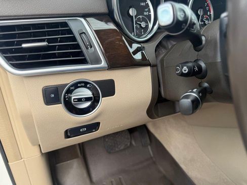 Used 2015 Mercedes-Benz ML 350 4MATIC image 20