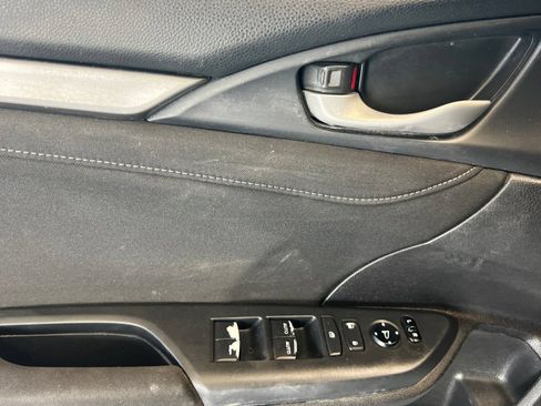 Used 2021 Honda Civic EX image 10