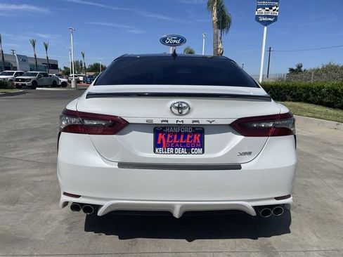 Used 2021 Toyota Camry XSE FWD image 7