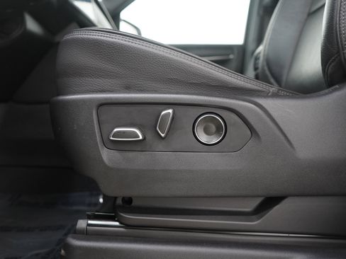 Used 2021 GMC Yukon Denali image 24