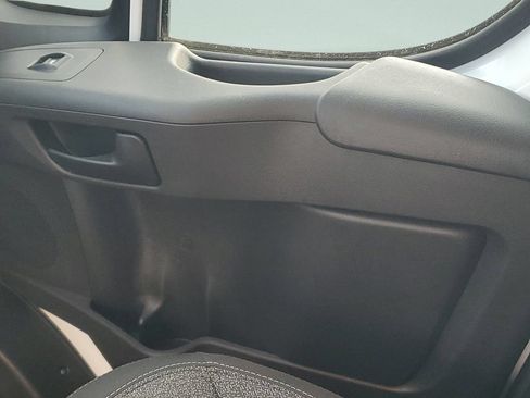 Used 2025 RAM ProMaster 2500 FWD image 13