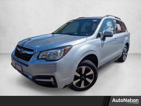 Used 2017 Subaru Forester 2.5i Limited AWD/4WD image 1