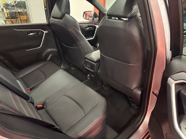Certified 2025 Toyota RAV4 XSE w/ Premium Package AWD/4WD image 20
