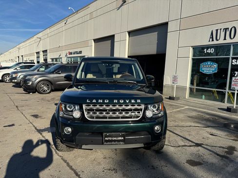 Used 2016 Land Rover LR4 HSE image 4