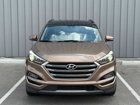 Used 2016 Hyundai Tucson Limited w/ Option Group 03 AWD/4WD image 2