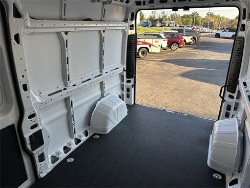 New 2026 RAM ProMaster 2500 w/ Convenience Group image 11
