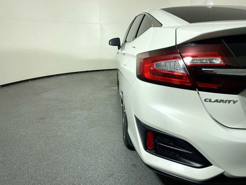 Used 2018 Honda Clarity Plug-In Hybrid image 31