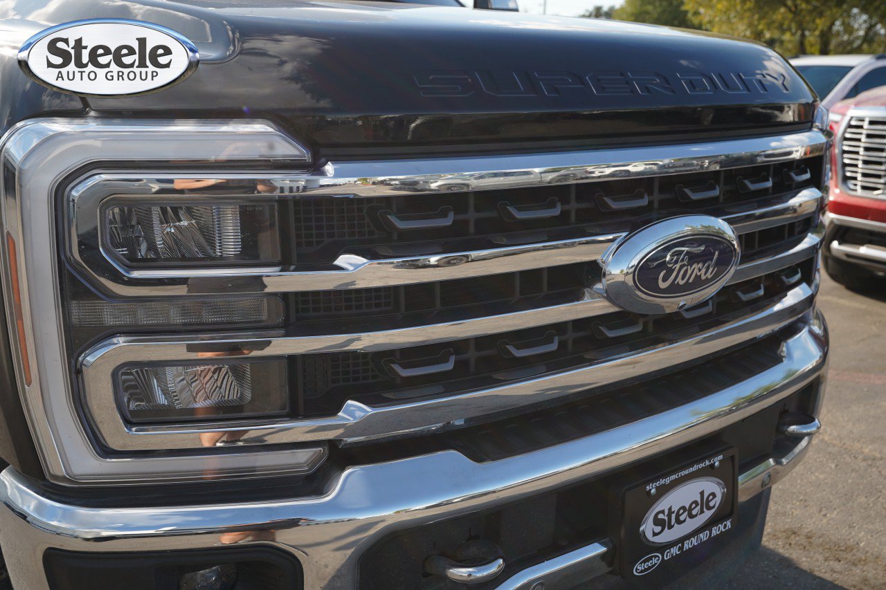 Used 2024 Ford F250 King Ranch w/ Chrome Package AWD/4WD image 27