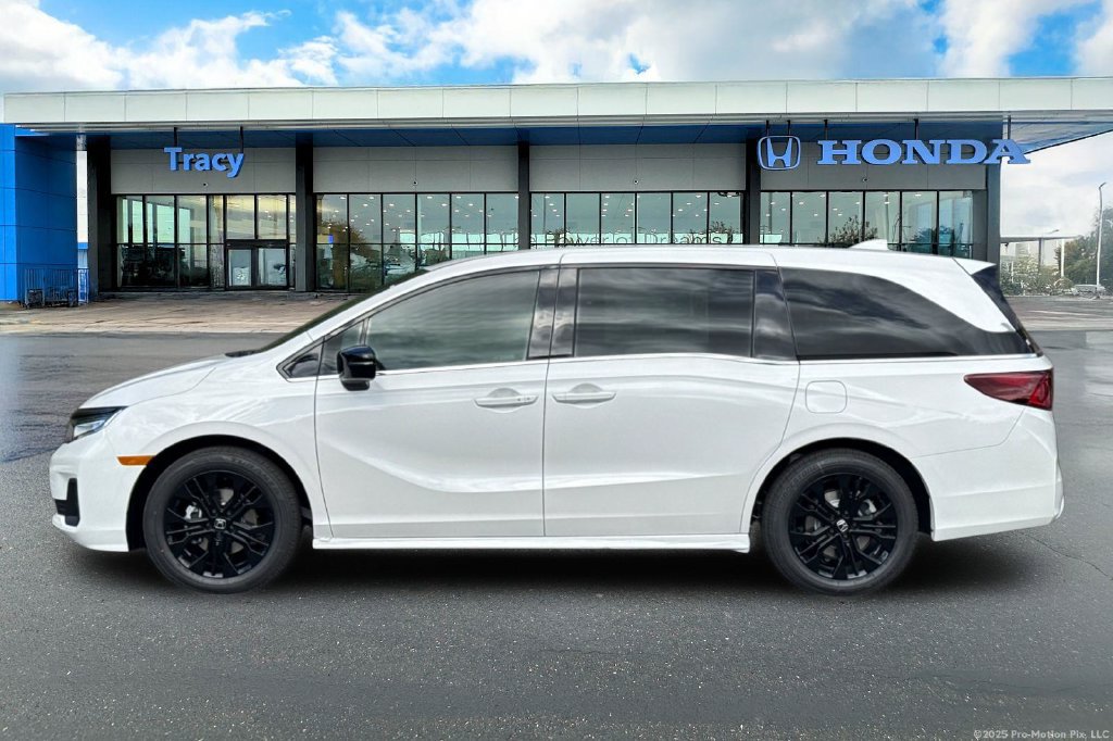 Used 2026 Honda Odyssey Sport-L image 11