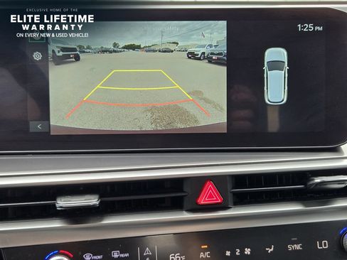 Certified 2025 Kia Sorento S FWD image 16