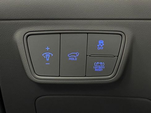 Certified 2024 Hyundai Tucson Limited AWD/4WD image 14