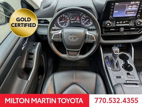 Certified 2022 Toyota Highlander XLE image 14