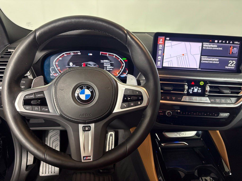 Certified 2024 BMW X4 xDrive30i w/ Premium Package AWD/4WD image 18