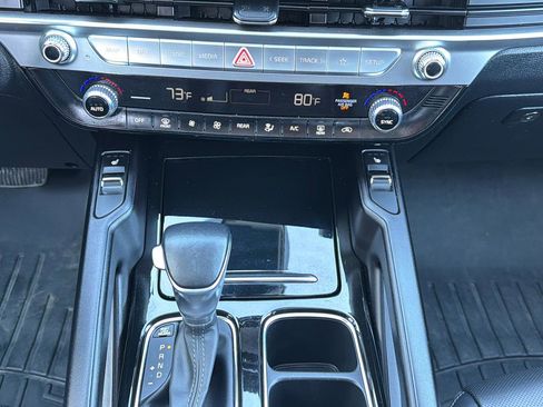 Used 2024 Kia Telluride S w/ S Sunroof Package image 14