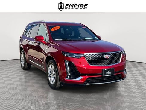 Used 2024 Cadillac XT6 Luxury image 1