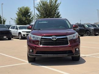 Used 2016 Toyota Highlander Plus FWD video 2