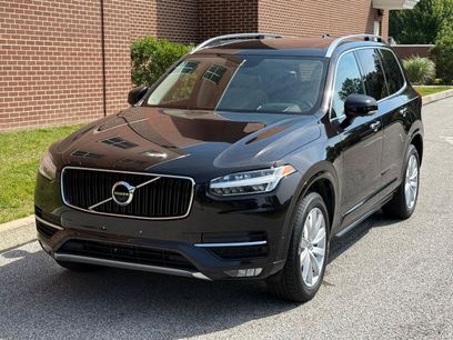 Used 2016 Volvo XC90 T6 Momentum w/ Momentum Plus Package