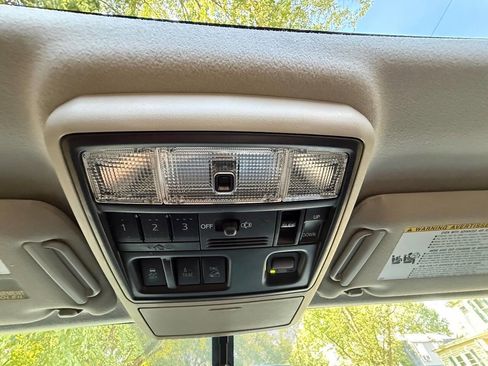 Used 2019 Toyota 4Runner Limited image 17