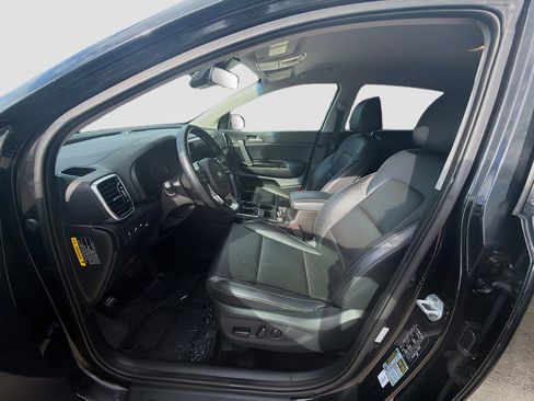 Used 2020 Kia Sportage EX AWD/4WD image 17