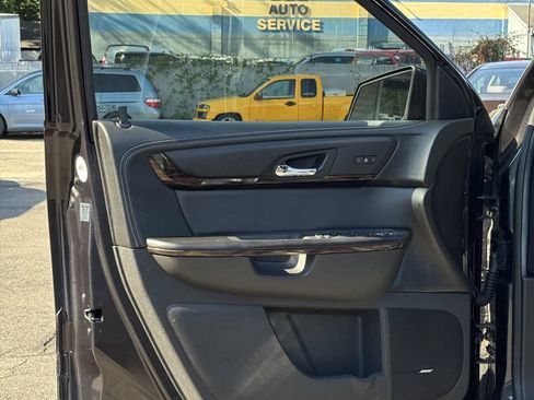 Used 2016 GMC Acadia Denali AWD/4WD image 13