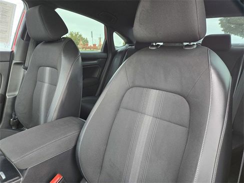 Used 2022 Honda Civic Sport image 11
