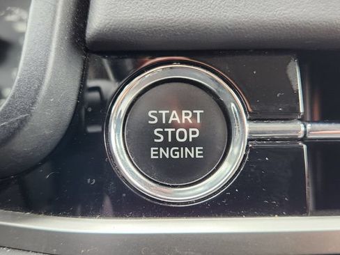 Used 2024 Mitsubishi Outlander SE FWD image 22