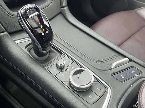 Used 2023 Cadillac XT6 Premium Luxury image 17