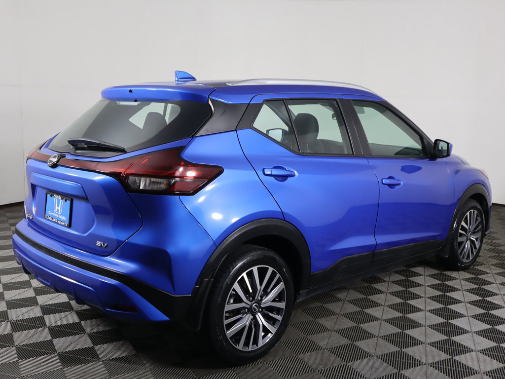 Used 2022 Nissan Kicks SV FWD image 7