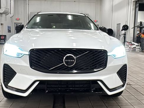 New 2026 Volvo XC60 B5 Ultra w/ Protection Package Premier image 10
