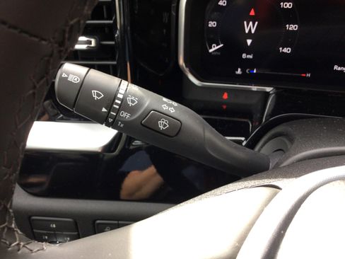 New 2026 GMC Sierra 3500 SLE w/ SLE Value Package image 17