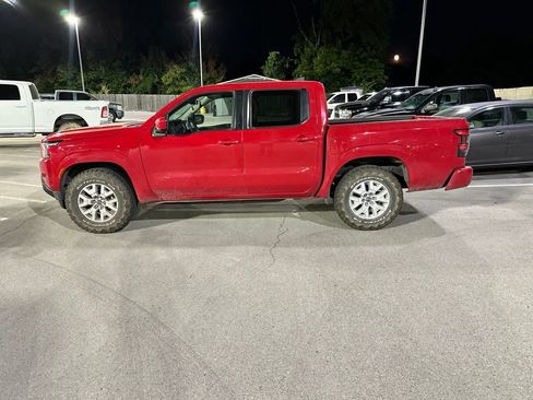 Used 2022 Nissan Frontier SV RWD image 8