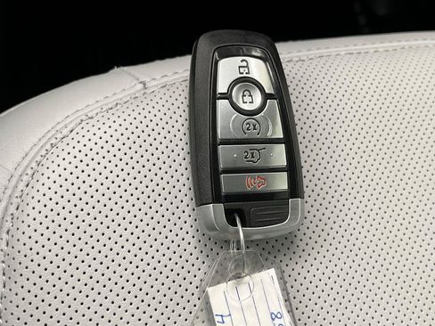 Used 2025 Ford Expedition Platinum w/ Platinum Ultimate Package AWD/4WD image 37