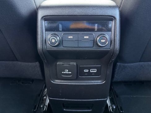 Used 2022 GMC Acadia SLE w/ Driver Convenience Package AWD/4WD image 39