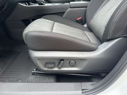 New 2026 Nissan Rogue SV AWD/4WD image 28