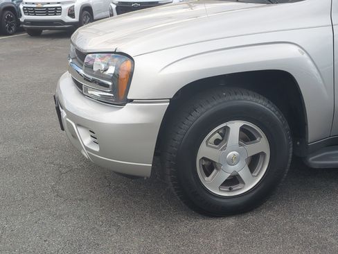 Used 2006 Chevrolet TrailBlazer LS w/ LS Preferred Equipment Group AWD/4WD image 10