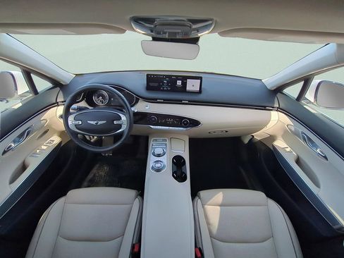 Certified 2025 Genesis GV70 2.5T w/ Advanced Package AWD/4WD image 11