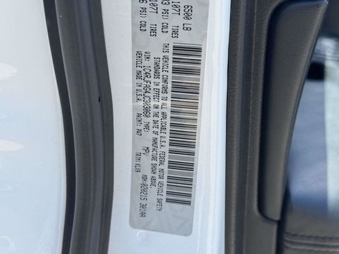 Used 2018 Jeep Grand Cherokee Altitude AWD/4WD image 31