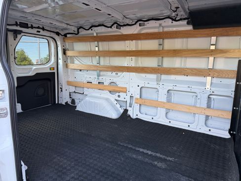 Used 2024 Ford Transit 250 Low Roof w/ Exterior Upgrade Package RWD image 15