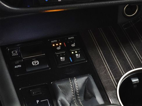 Used 2016 Lexus RX 350 w/ Luxury Package image 36