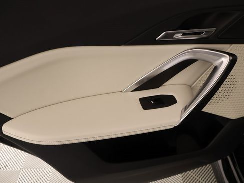 New 2026 BMW X1 xDrive28i w/ Technology Package image 19