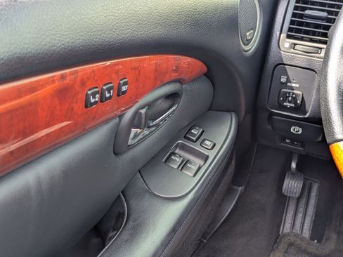 Used 2003 Lexus SC 430 Convertible RWD image 21