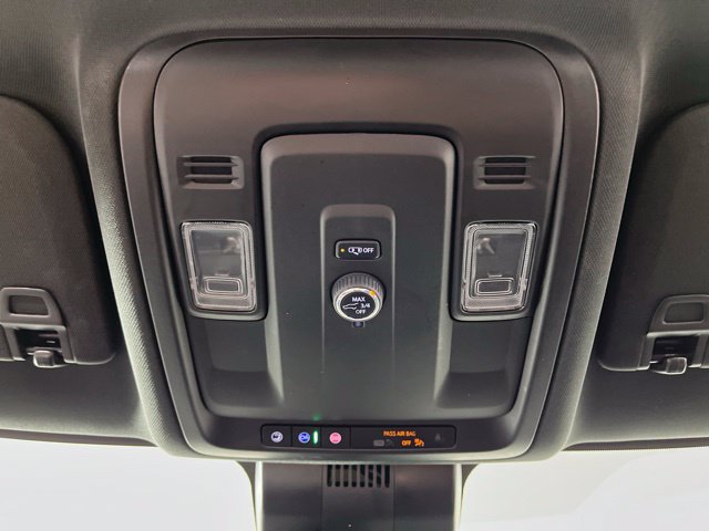Used 2025 Chevrolet Tahoe LT AWD/4WD image 34