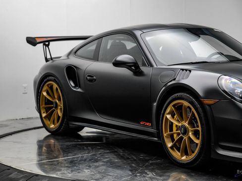 Used 2016 Porsche 911 GT3 RS image 22