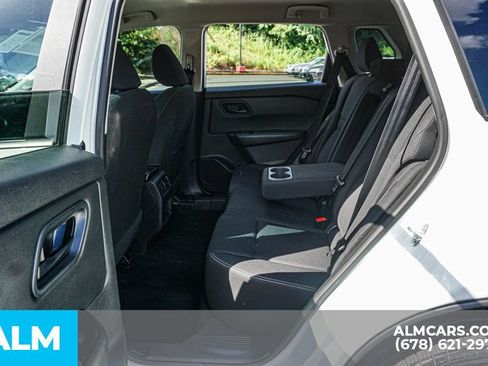 Used 2024 Nissan Rogue S FWD image 20