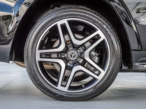 Used 2018 Mercedes-Benz GLS 550 4MATIC w/ Offroad Package image 15