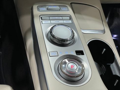 Used 2022 Genesis GV70 2.5T w/ Select Package image 28