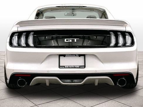 Used 2017 Ford Mustang GT Premium RWD image 4