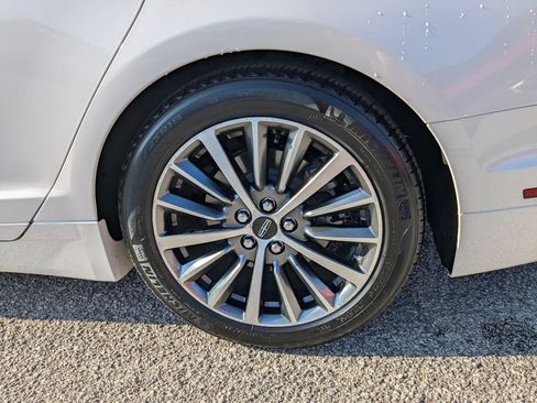 Used 2017 Lincoln MKZ Select w/ Select Plus Package AWD/4WD image 17