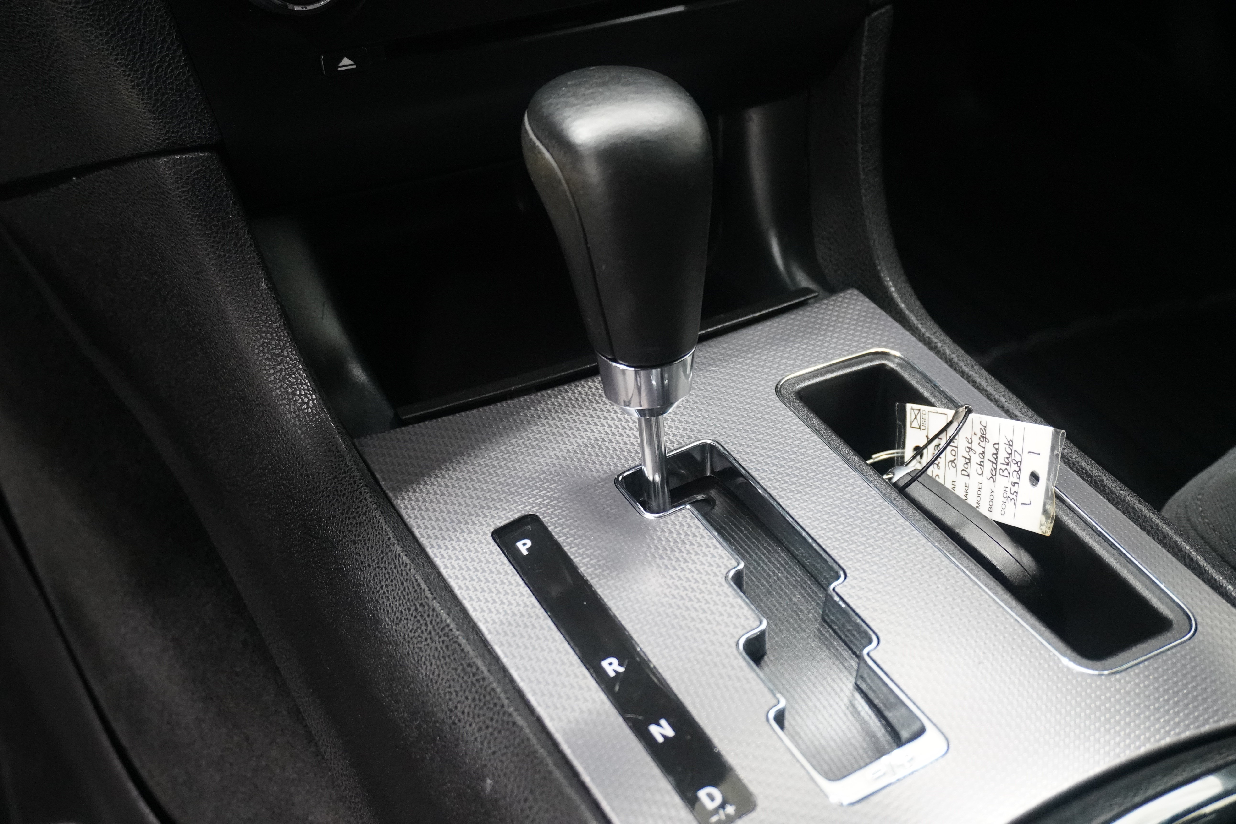 Used 2014 Dodge Charger SE w/ Connectivity Group RWD image 17